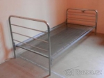 Kovová trubková chromová postel 
